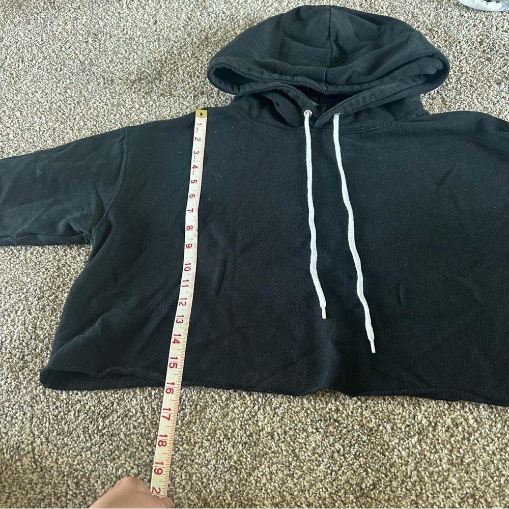 [Wild Fable] Black Cropped Hoodie - Picture 2 of 5